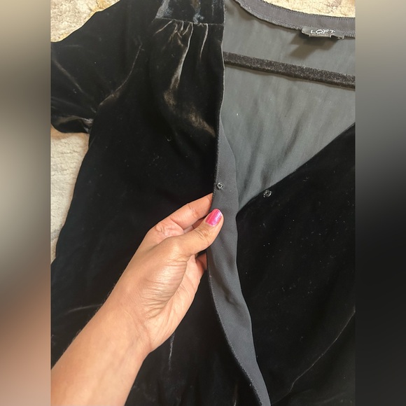 Ann Taylor Loft Black Velvet Romper Size 0 Petite - Picture 7 of 10